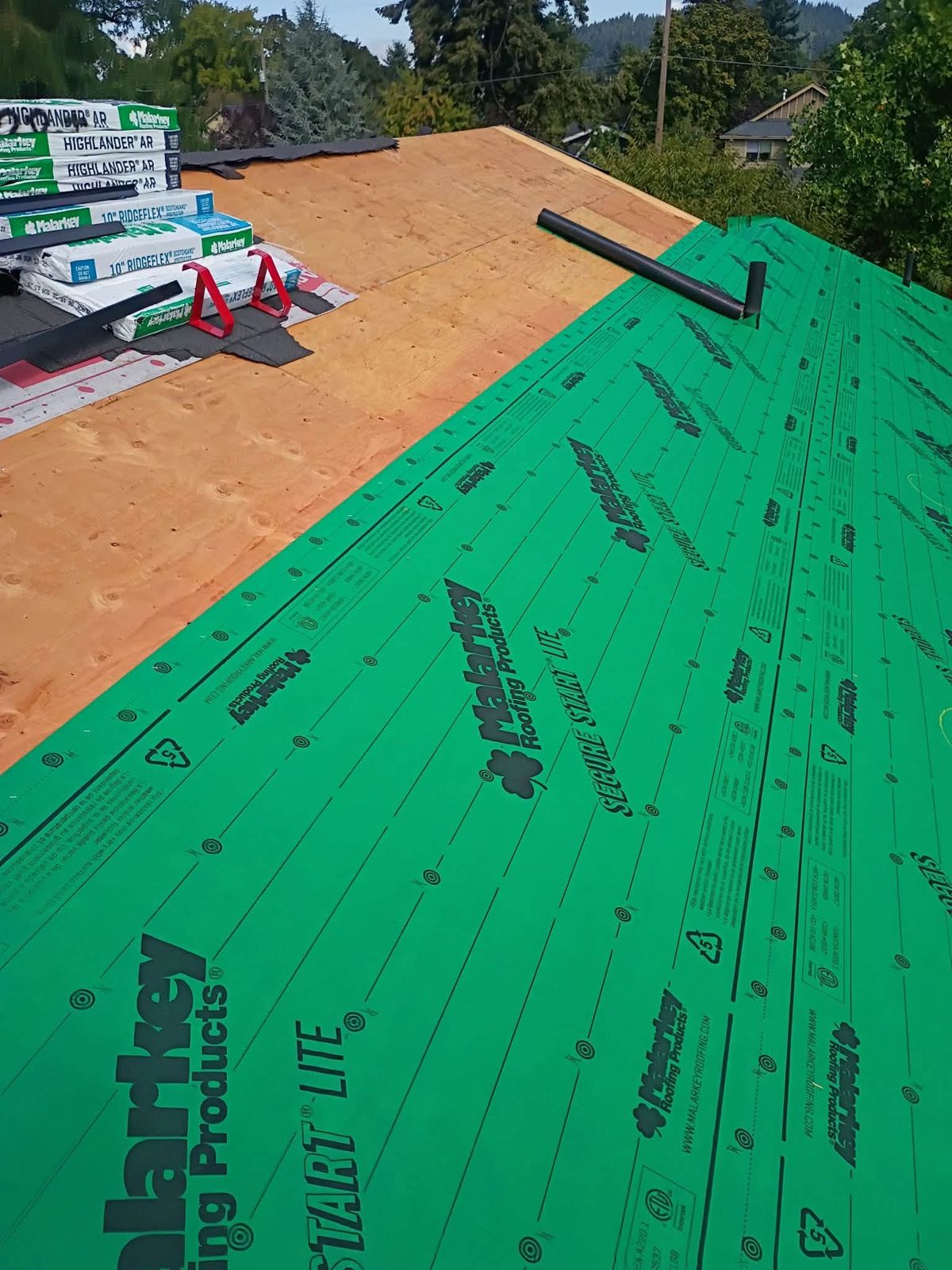 Malarkey underlayment on a roof deck