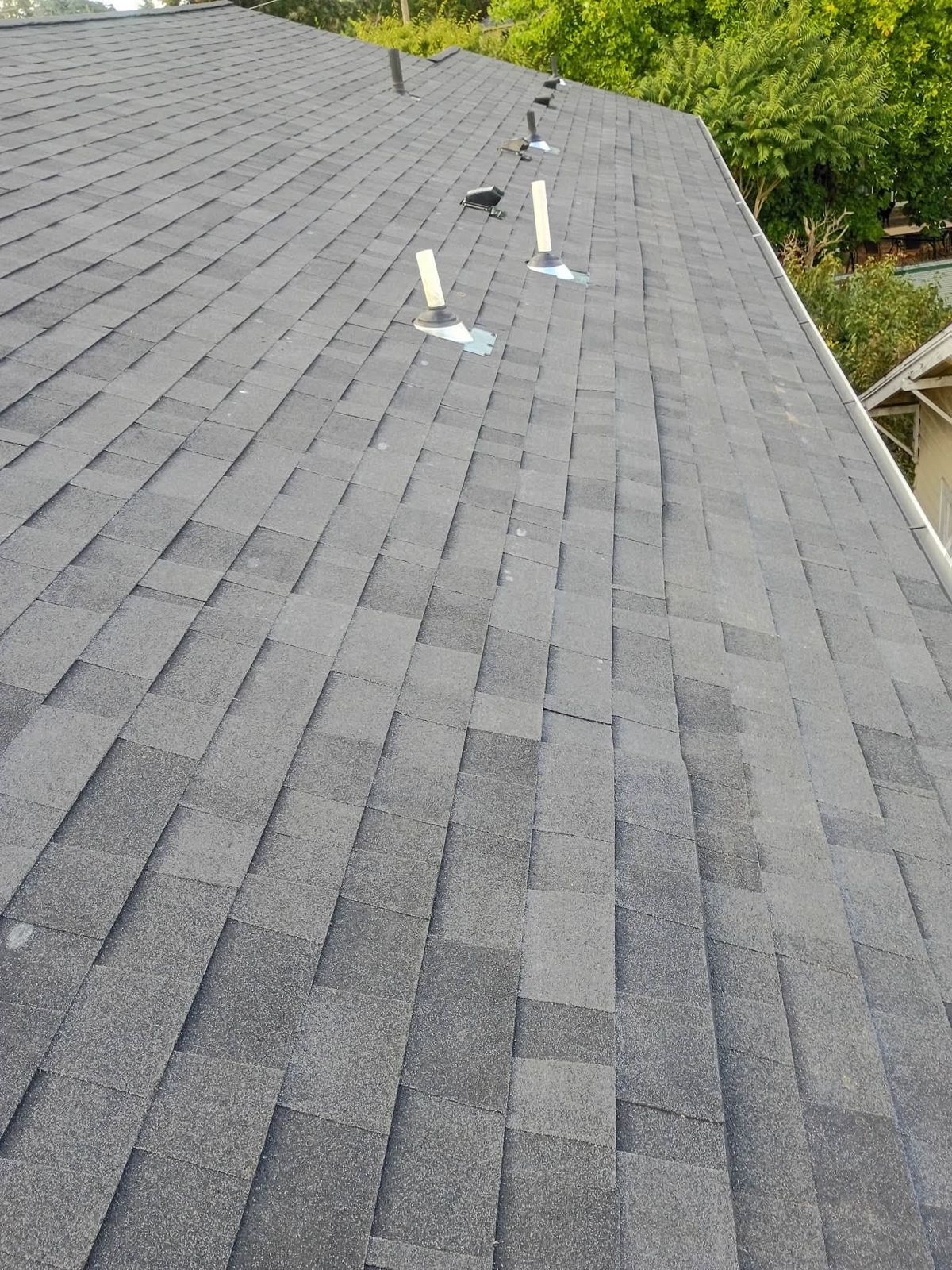 New asphalt shingle roof